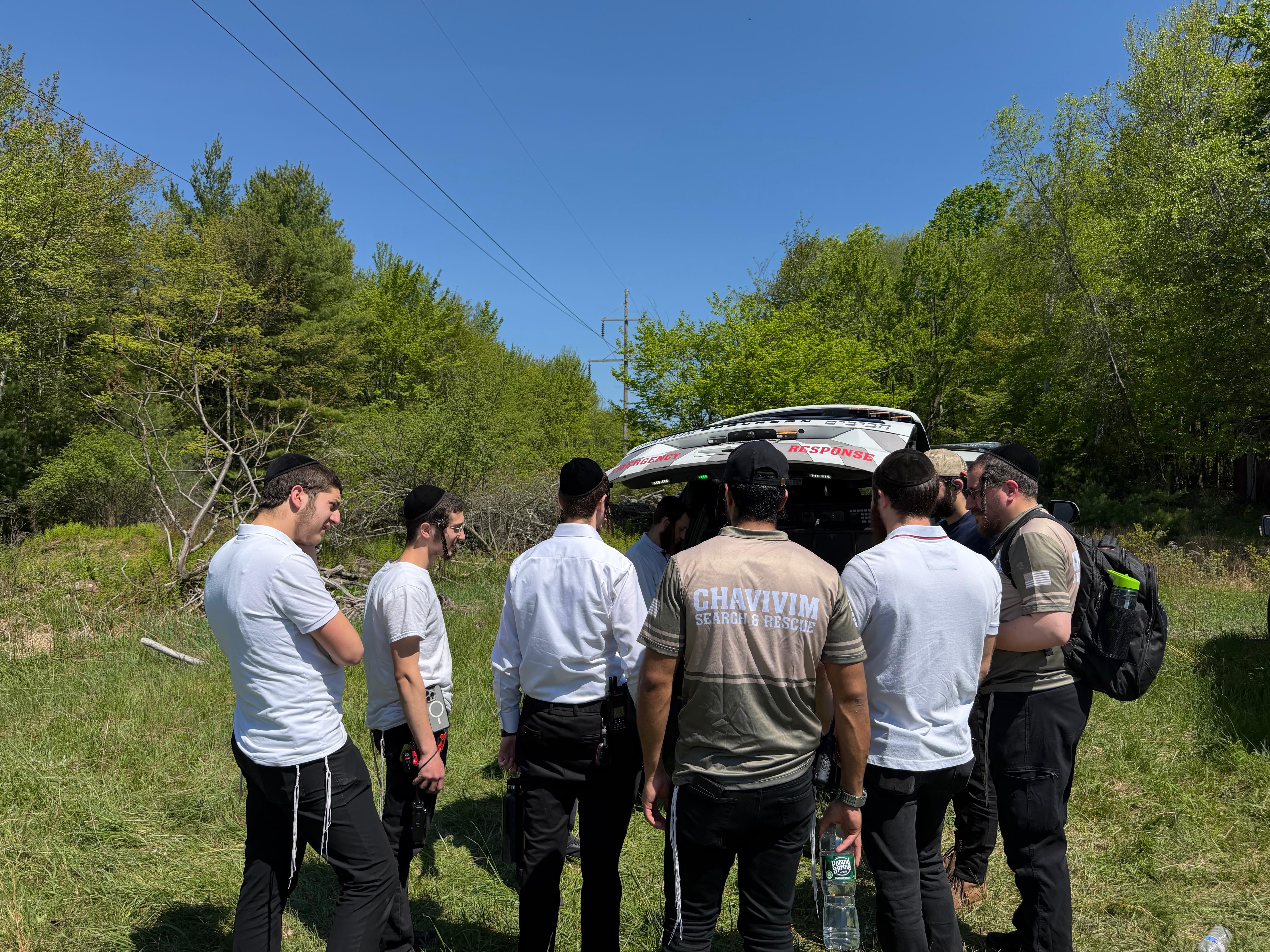 Cross-division SAR team staging in the Catskills for a search exercise