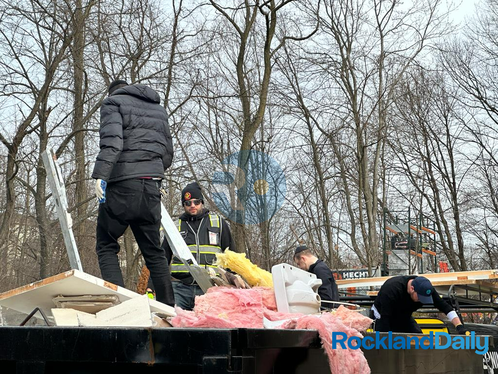 Missing Mezuzas Retrieved by Chavivim Volunteers
